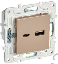 Мех-м розетки USB SKANDY A+C 18Вт песочный  IEK SK-U22-018-K98