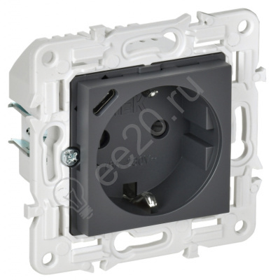 Мех-м розетки 1-м SKANDY с/з защ.шт. USB/C 18Вт графит IEK SK-R14-16-U14-018-K53
