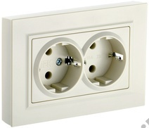 Розетка 2-м BRITE с з/к., защ. шт., беж. IEK BR-R24-16-K10-F 